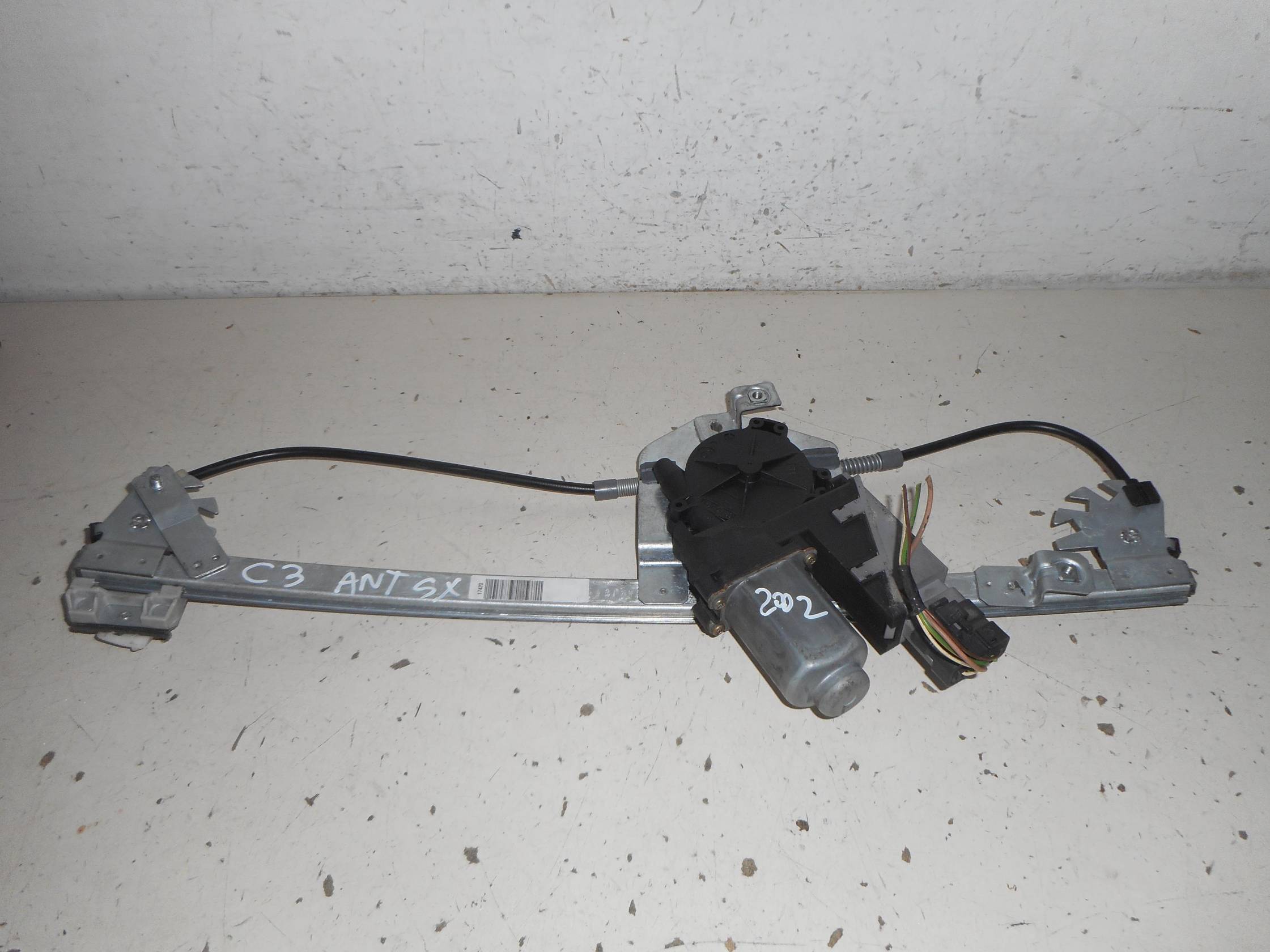 Alzacristallo elettr. porta ant. sx.